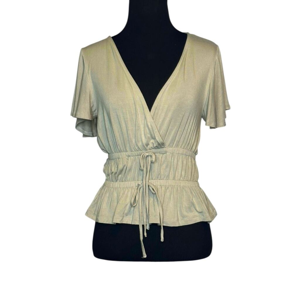 Good Luck Gem sage green short sleeves v neck blouse size Medium